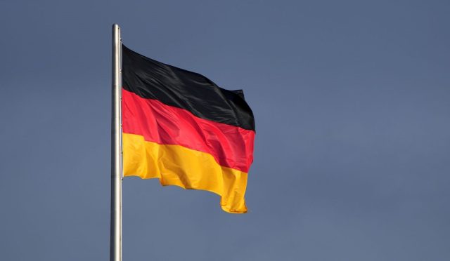Almanya üç kişiyi Çin için casusluk yaptıkları iddiasıyla tutukladı