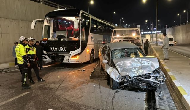 Karabük’te yolcu otobüsüyle otomobil çarpıştı: 2 yaralı