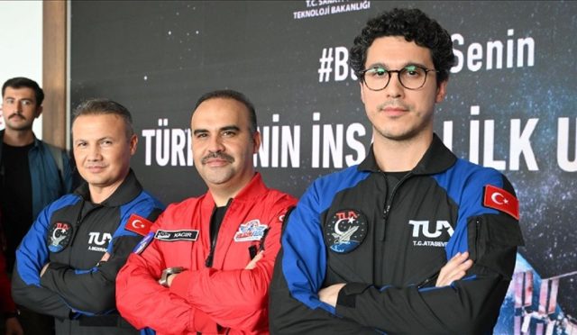 Yeni uzay görevi belli oldu: Astronot Tuva Cihangir Atasever yörünge altı uçuşu yapacak