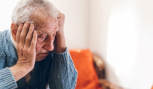 Alzheimer hastalığının sinyali konuşma şeklinizde gizli olabilir