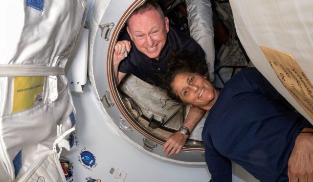 Boeing, astronotların Uluslararası Uzay İstasyonu’nda mahsur kalmadığını iddia ediyor