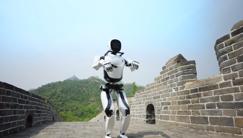 İnsansı robot tarihinde ilk: XBot-L, Çin Seddi’ni tırmandı