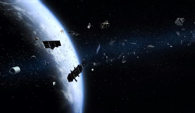 Uzay enkazı riski büyüyor! 10 yıl içinde Dünya'ya düşebilir